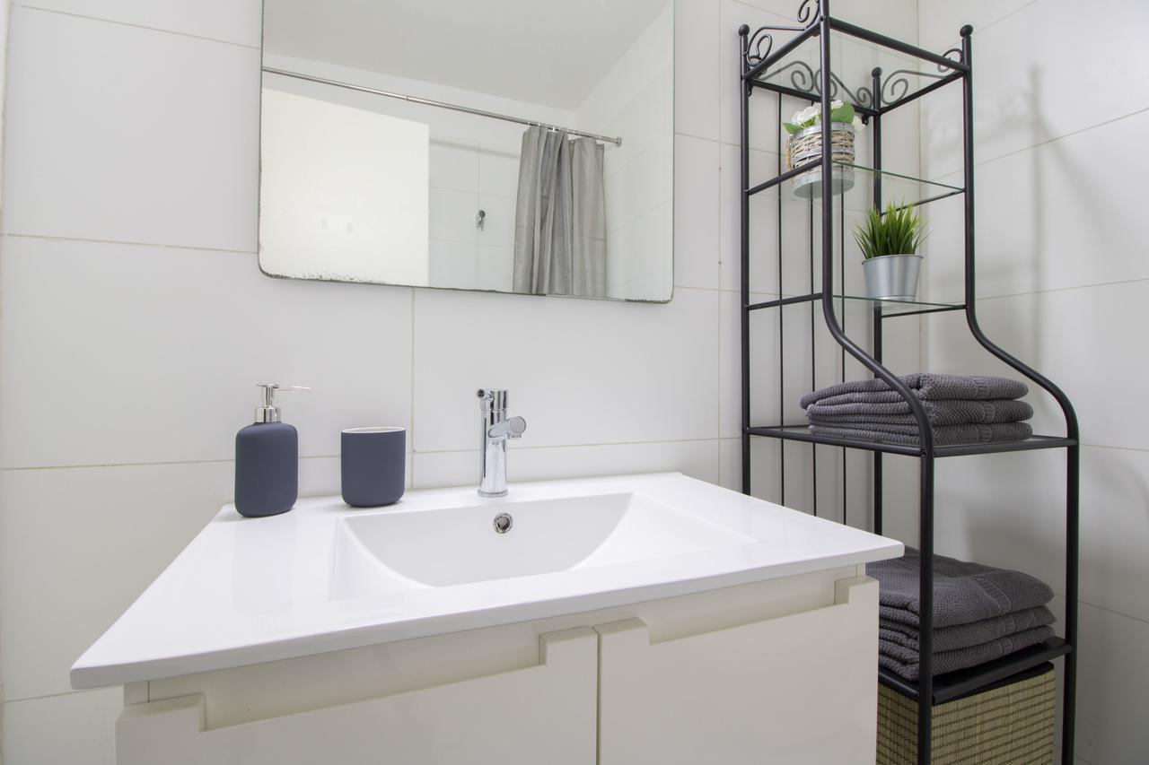 Sweethome26 Luxury Apt Close To The Beach & Free Parking 特拉维夫 外观 照片